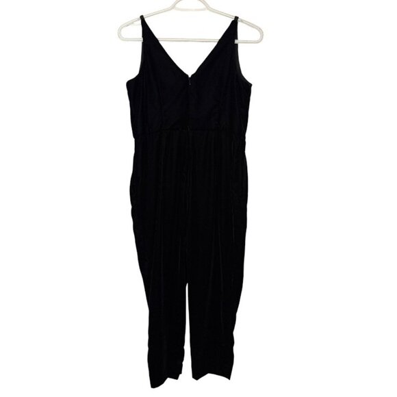 Banana Republic black petite velvet cropped jumpsuit size 4P - Picture 5 of 5